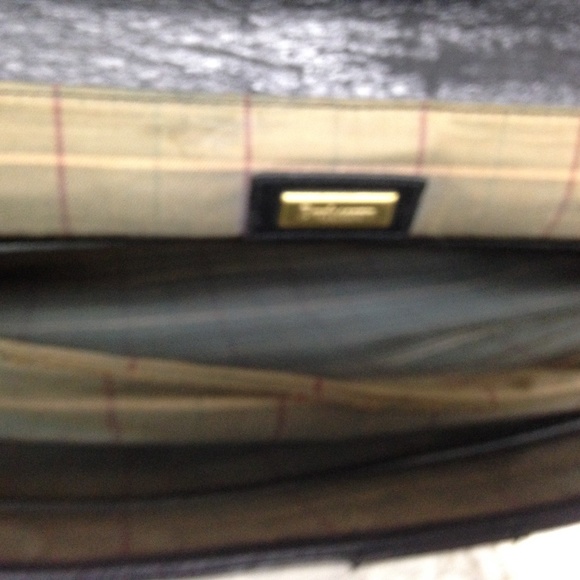 Authentic Burberrry Uni-sexBlack Leather Briefcase - Picture 6 of 8